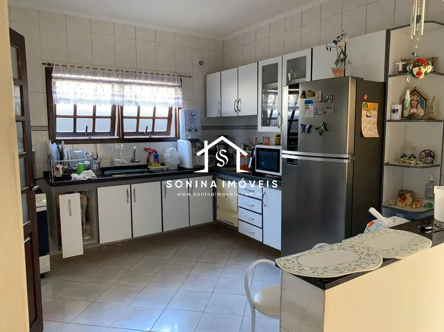 Foto 8 de Casa com 3 quartos à venda, 400m2 em Jardim dos Pinheiros, Atibaia - SP