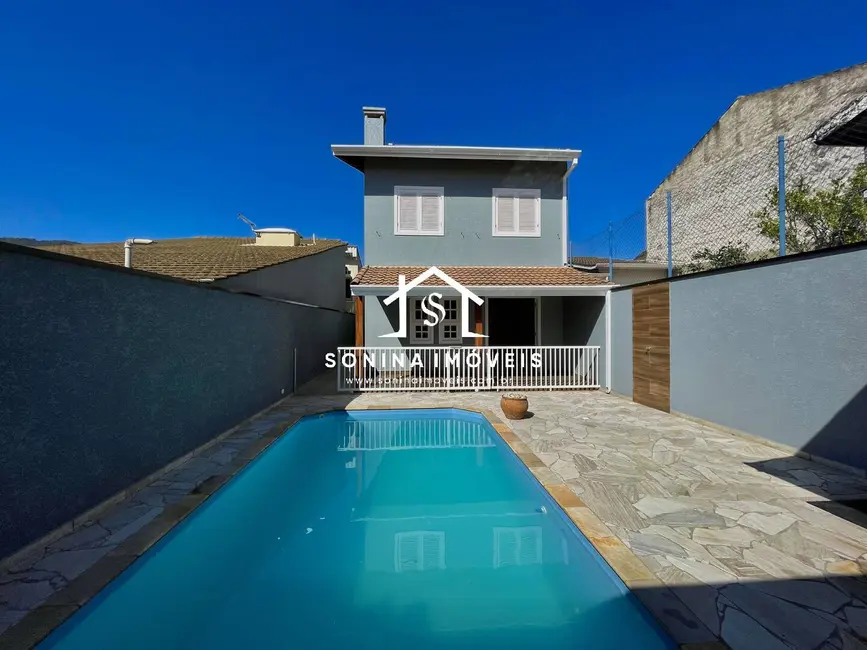 Casa com 3 quartos à venda, 360m2 em Vila Esperia ou Giglio, Atibaia - SP - imagem 1 Foto 1 de Casa com 3 quartos à venda, 360m2 em Vila Esperia ou Giglio, Atibaia - SP