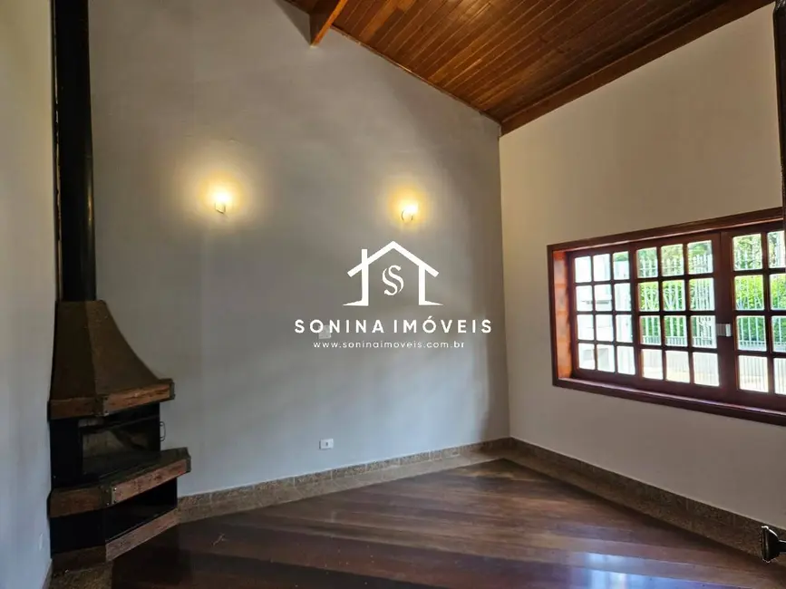 Foto 1 de Casa com 6 quartos à venda e para alugar, 500m2 em Vila Esperia ou Giglio, Atibaia - SP