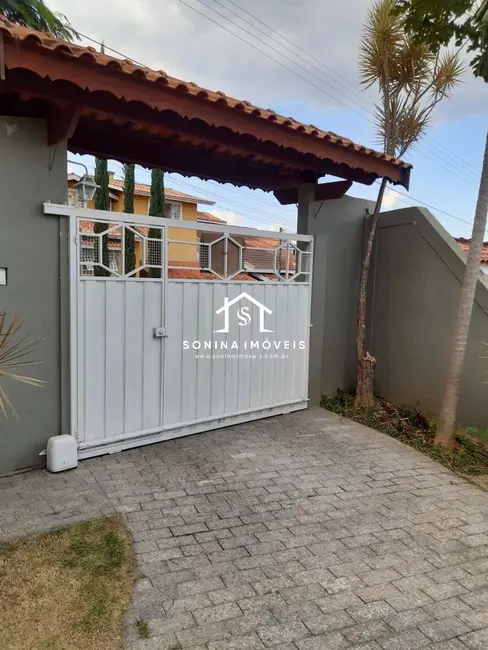 Foto 4 de Casa com 5 quartos à venda e para alugar, 403m2 em Jardim do Lago, Atibaia - SP