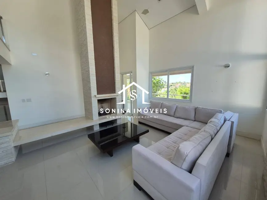 Casa com 5 quartos à venda e para alugar, 800m2 em Jardim Residencial Santa Luiza, Atibaia - SP - imagem 6 Foto 6 de Casa com 5 quartos à venda e para alugar, 800m2 em Jardim Residencial Santa Luiza, Atibaia - SP