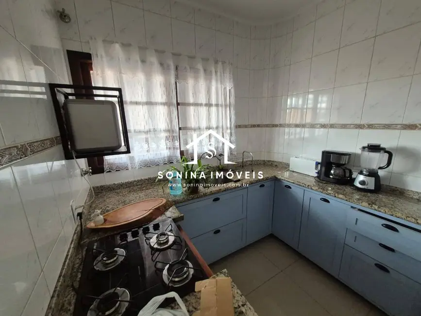 Foto 4 de Casa com 4 quartos à venda e para alugar, 301m2 em Jardim do Lago, Atibaia - SP