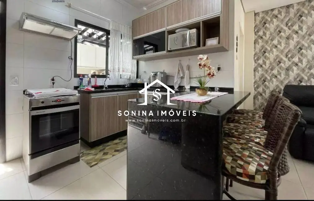 Casa com 2 quartos à venda, 70m2 em Jardim Alvinópolis, Atibaia - SP - imagem 1 Foto 1 de Casa com 2 quartos à venda, 70m2 em Jardim Alvinópolis, Atibaia - SP