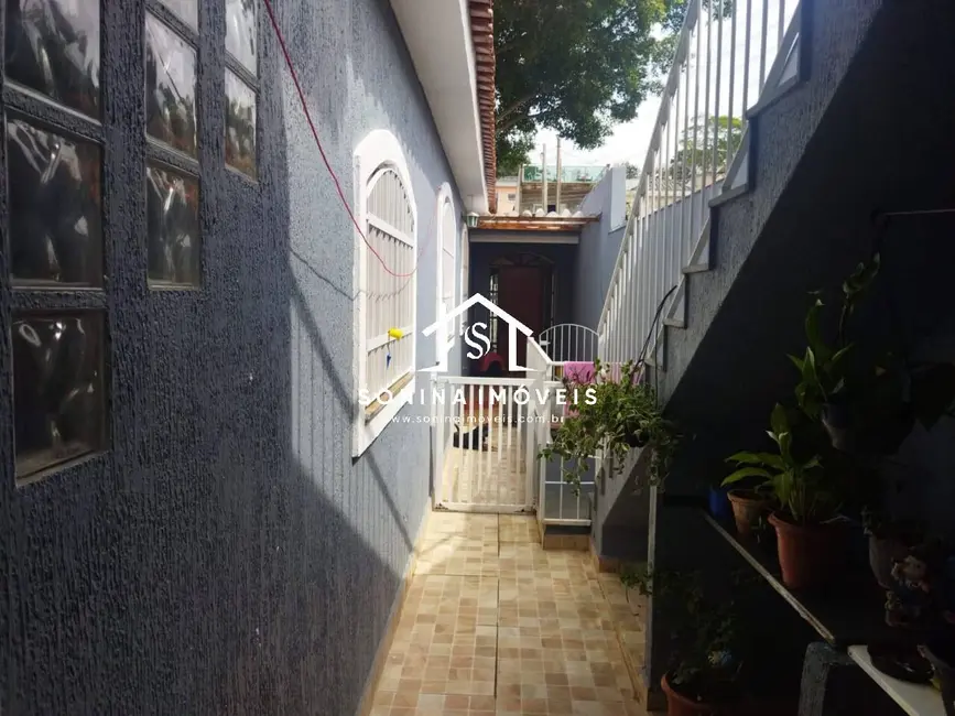 Foto 3 de Casa com 5 quartos à venda, 295m2 em Jardim Nice, São Paulo - SP