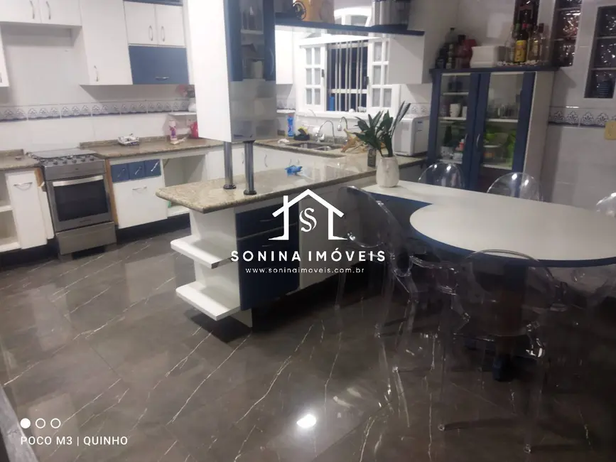 Foto 6 de Casa com 5 quartos à venda, 295m2 em Jardim Nice, São Paulo - SP