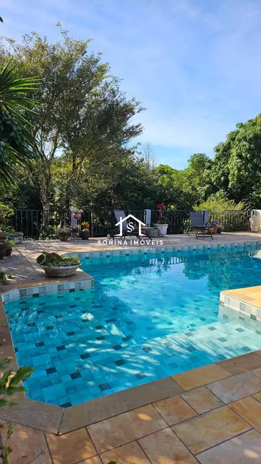 Foto 2 de Casa com 4 quartos à venda, 1080m2 em Jardim Centenário, Atibaia - SP