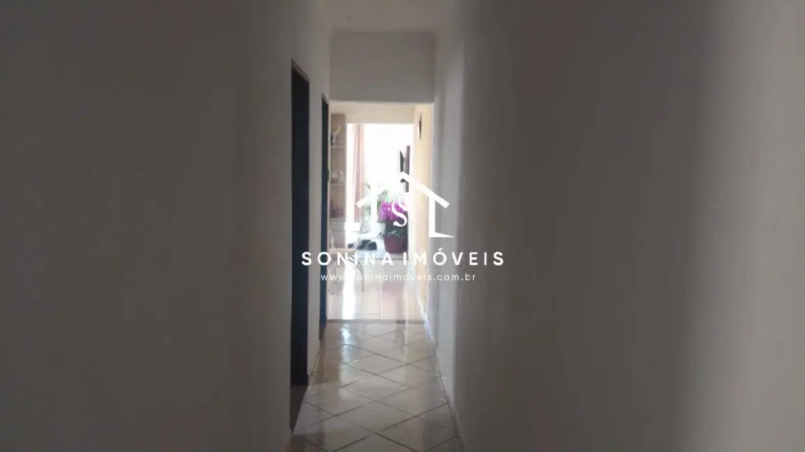 Casa com 2 quartos à venda, 180m2 em Jardim das Cerejeiras, Atibaia - SP - imagem 4 Foto 4 de Casa com 2 quartos à venda, 180m2 em Jardim das Cerejeiras, Atibaia - SP