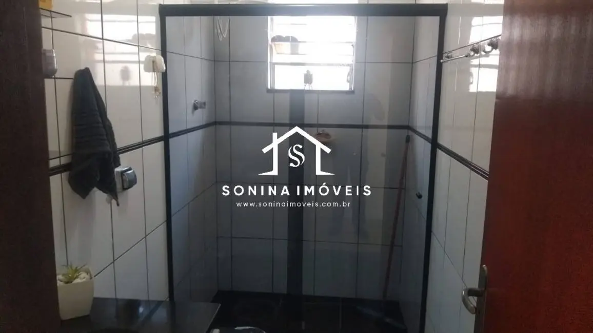 Casa com 2 quartos à venda, 180m2 em Jardim das Cerejeiras, Atibaia - SP - imagem 9 Foto 9 de Casa com 2 quartos à venda, 180m2 em Jardim das Cerejeiras, Atibaia - SP