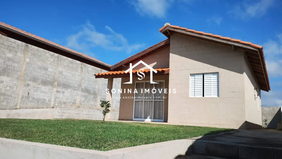 Foto 3 de Casa com 2 quartos à venda, 384m2 em Atibaia - SP