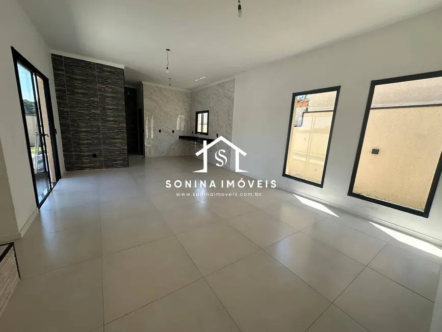 Foto 2 de Casa com 3 quartos à venda, 370m2 em Jardim Paraíso da Usina, Atibaia - SP