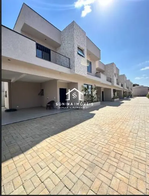 Casa de Condomínio com 3 quartos à venda, 169m2 em Vila Petrópolis, Atibaia - SP - imagem 1 Foto 1 de Casa de Condomínio com 3 quartos à venda, 169m2 em Vila Petrópolis, Atibaia - SP