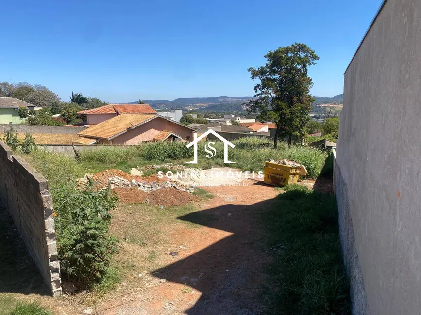 Foto 1 de Terreno / Lote à venda, 573m2 em Jardim dos Pinheiros, Atibaia - SP