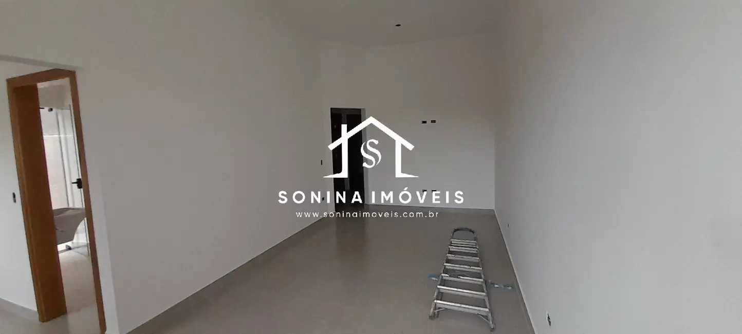 Foto 4 de Casa com 3 quartos à venda, 176m2 em Atibaia - SP