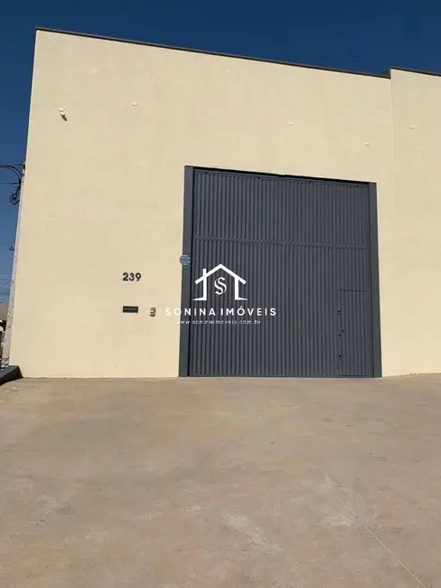 Foto 2 de Armazém / Galpão para alugar, 200m2 em Jardim Imperial, Atibaia - SP