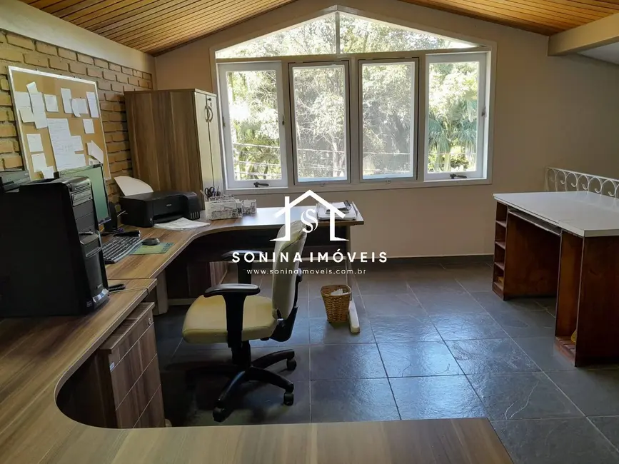 Foto 6 de Casa com 3 quartos à venda, 703m2 em Parque Arco Iris, Atibaia - SP