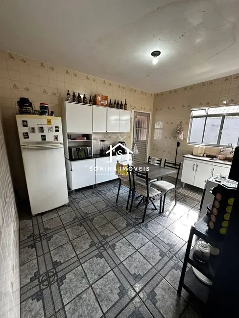 Casa com 2 quartos à venda, 235m2 em Jardim Alvinópolis, Atibaia - SP - imagem 7 Foto 7 de Casa com 2 quartos à venda, 235m2 em Jardim Alvinópolis, Atibaia - SP