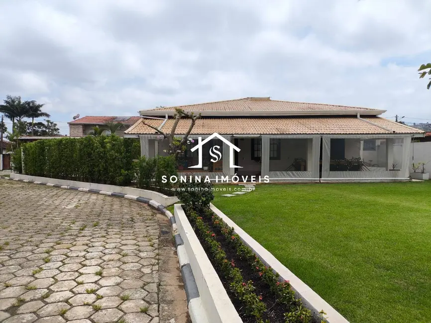 Foto 4 de Casa com 3 quartos à venda, 176m2 em Bom Jesus Dos Perdoes - SP