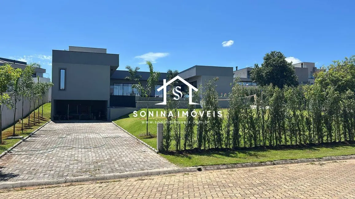 Foto 9 de Casa de Condomínio com 3 quartos à venda, 1066m2 em Piracaia - SP