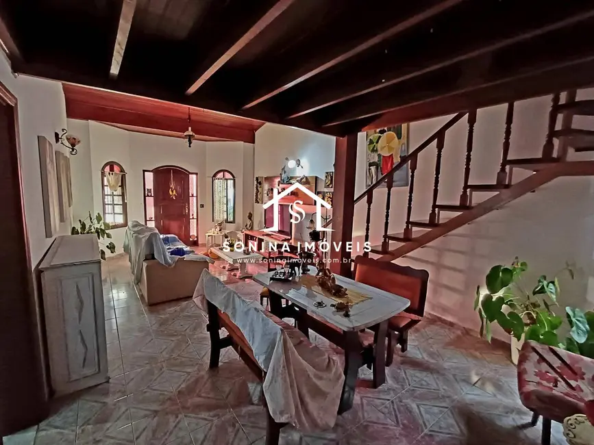 Casa com 5 quartos à venda, 400m2 em Jardim do Lago, Atibaia - SP - imagem 2 Foto 2 de Casa com 5 quartos à venda, 400m2 em Jardim do Lago, Atibaia - SP