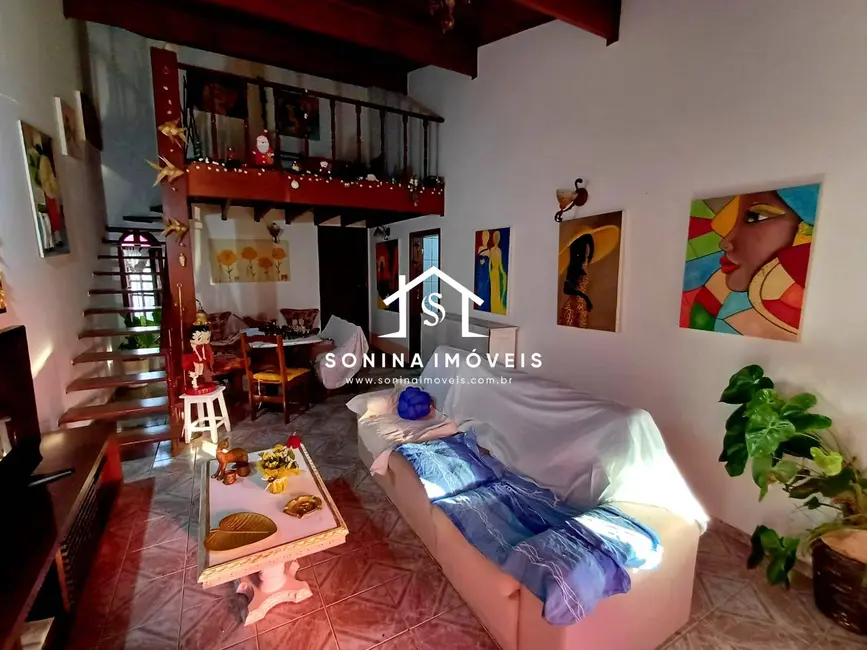 Casa com 5 quartos à venda, 400m2 em Jardim do Lago, Atibaia - SP - imagem 1 Foto 1 de Casa com 5 quartos à venda, 400m2 em Jardim do Lago, Atibaia - SP