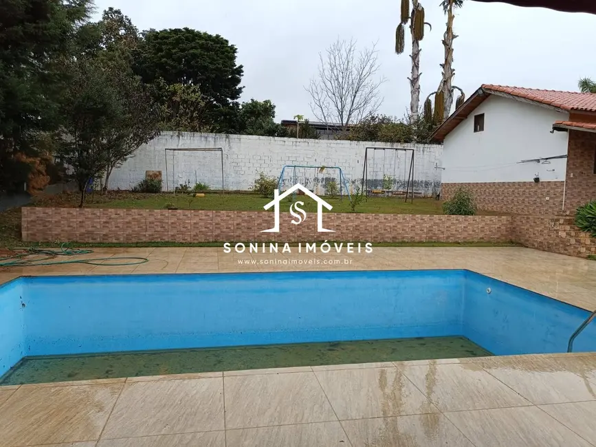 Casa com 3 quartos à venda, 1000m2 em Jarinu - SP - imagem 3 Foto 3 de Casa com 3 quartos à venda, 1000m2 em Jarinu - SP