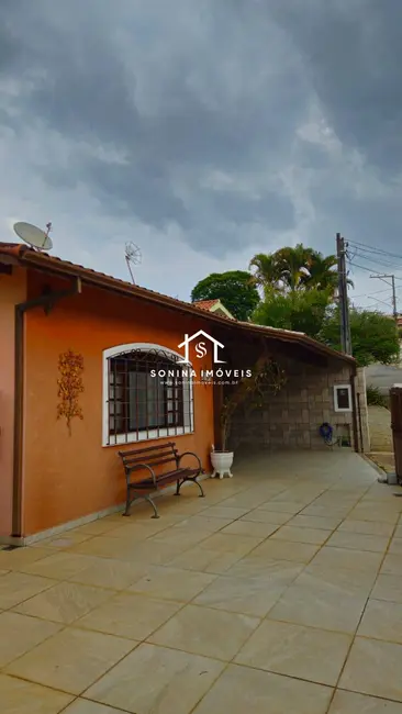 Foto 4 de Casa com 3 quartos à venda, 500m2 em Atibaia - SP