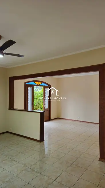 Foto 2 de Casa com 3 quartos à venda, 500m2 em Atibaia - SP