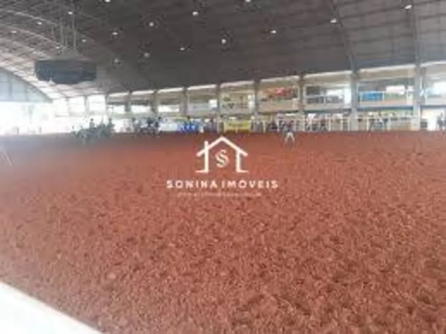 Foto 7 de Fazenda / Haras com 15 quartos à venda, 25m2 em Sao Pedro - SP