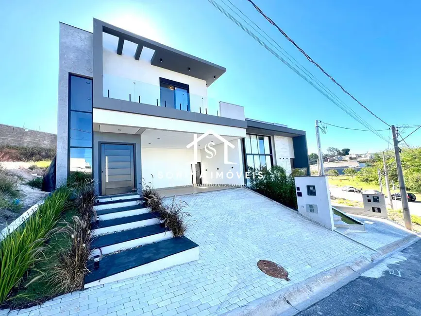 Casa com 3 quartos à venda, 357m2 em Braganca Paulista - SP - imagem 1 Foto 1 de Casa com 3 quartos à venda, 357m2 em Braganca Paulista - SP