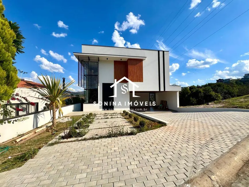 Foto 1 de Casa com 3 quartos à venda, 450m2 em Condomínio Vale das Águas, Braganca Paulista - SP