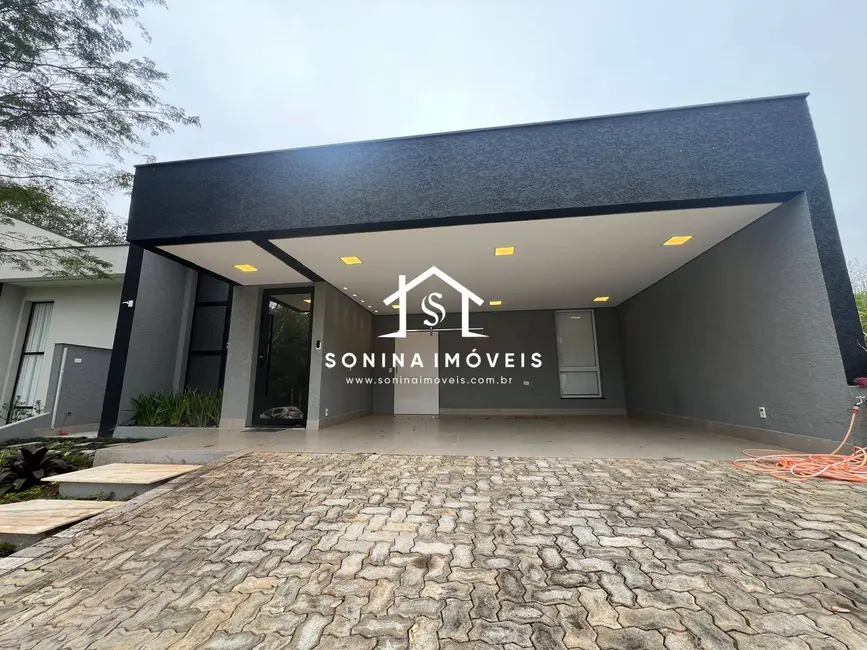 Foto 2 de Casa de Condomínio com 2 quartos à venda, 306m2 em Braganca Paulista - SP