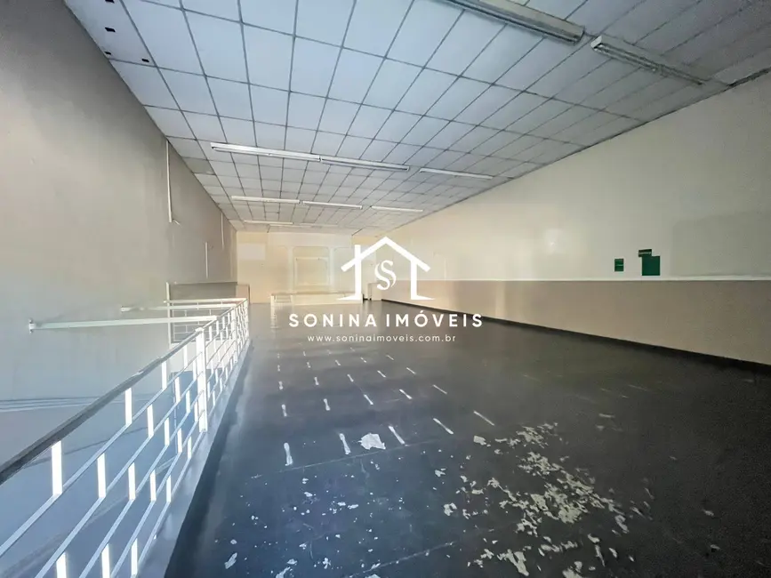 Foto 2 de Sala Comercial à venda e para alugar, 430m2 em Centro, Bom Jesus Dos Perdoes - SP