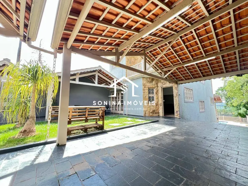 Foto 7 de Casa com 5 quartos à venda e para alugar, 468m2 em Jardim dos Pinheiros, Atibaia - SP