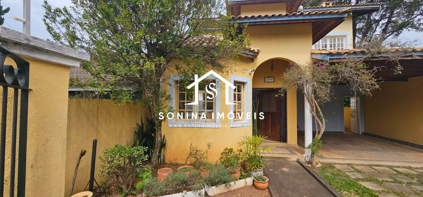 Foto 1 de Casa com 3 quartos à venda, 500m2 em Vila Petrópolis, Atibaia - SP