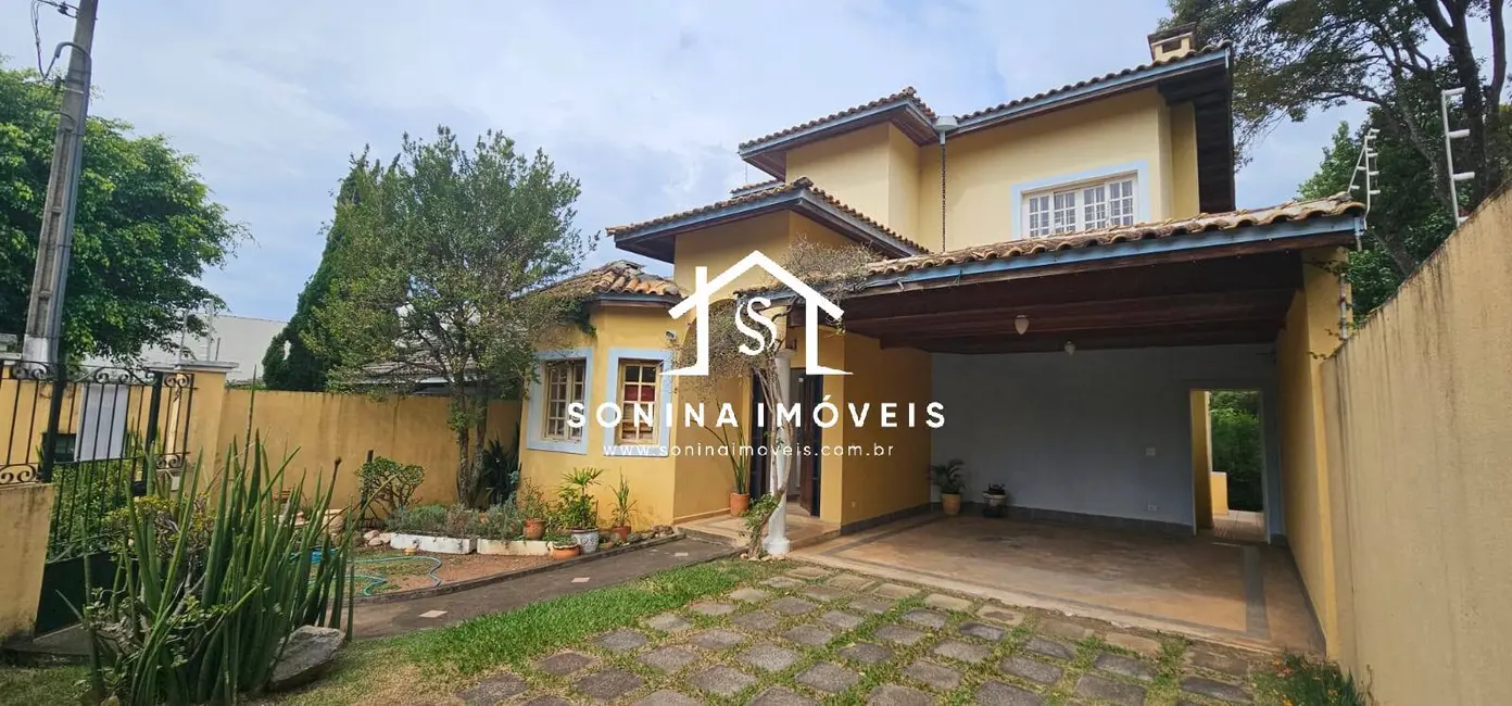 Foto 3 de Casa com 3 quartos à venda, 500m2 em Vila Petrópolis, Atibaia - SP