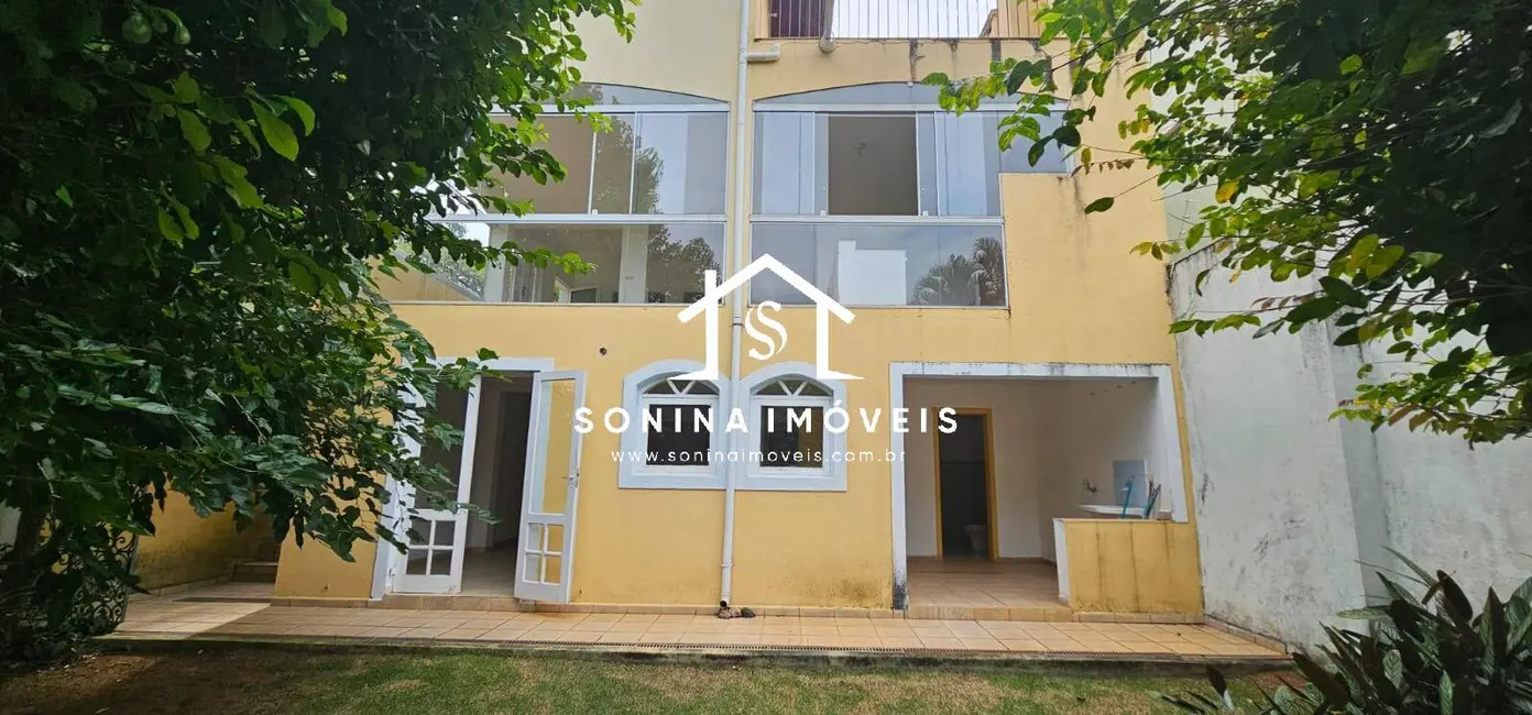 Foto 9 de Casa com 3 quartos à venda, 500m2 em Vila Petrópolis, Atibaia - SP