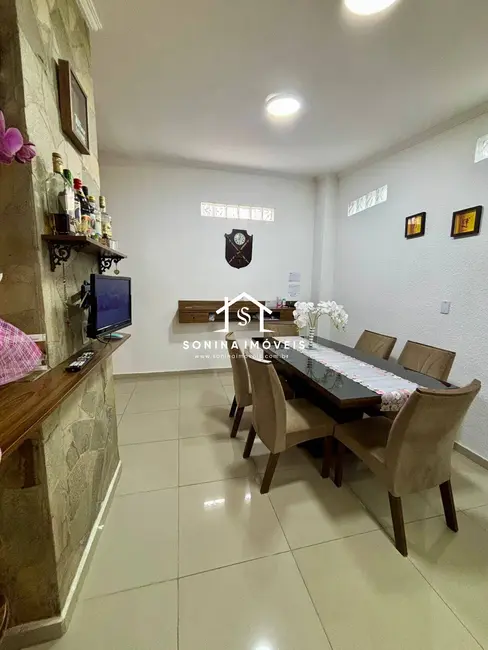 Foto 4 de Casa com 4 quartos para alugar, 200m2 em Alvinópolis, Atibaia - SP
