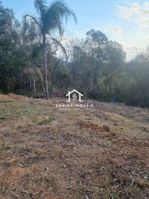 Foto 3 de Terreno / Lote à venda, 1025m2 em San Fernando Valley, Atibaia - SP