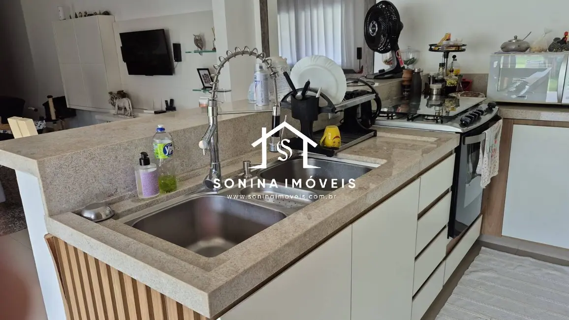 Foto 6 de Casa com 3 quartos à venda, 595m2 em Jardim Estância Brasil, Atibaia - SP