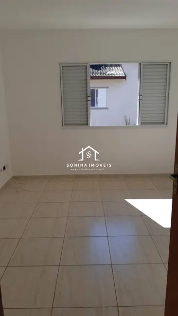 Foto 5 de Casa com 2 quartos à venda e para alugar, 167m2 em Jardim Estância Brasil, Atibaia - SP