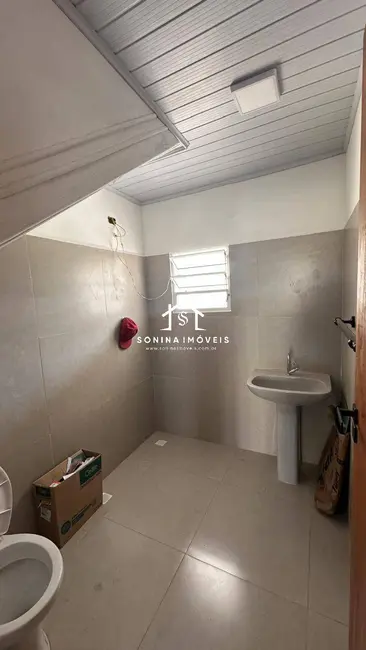 Foto 7 de Casa com 2 quartos para alugar, 160m2 em Centro, Atibaia - SP