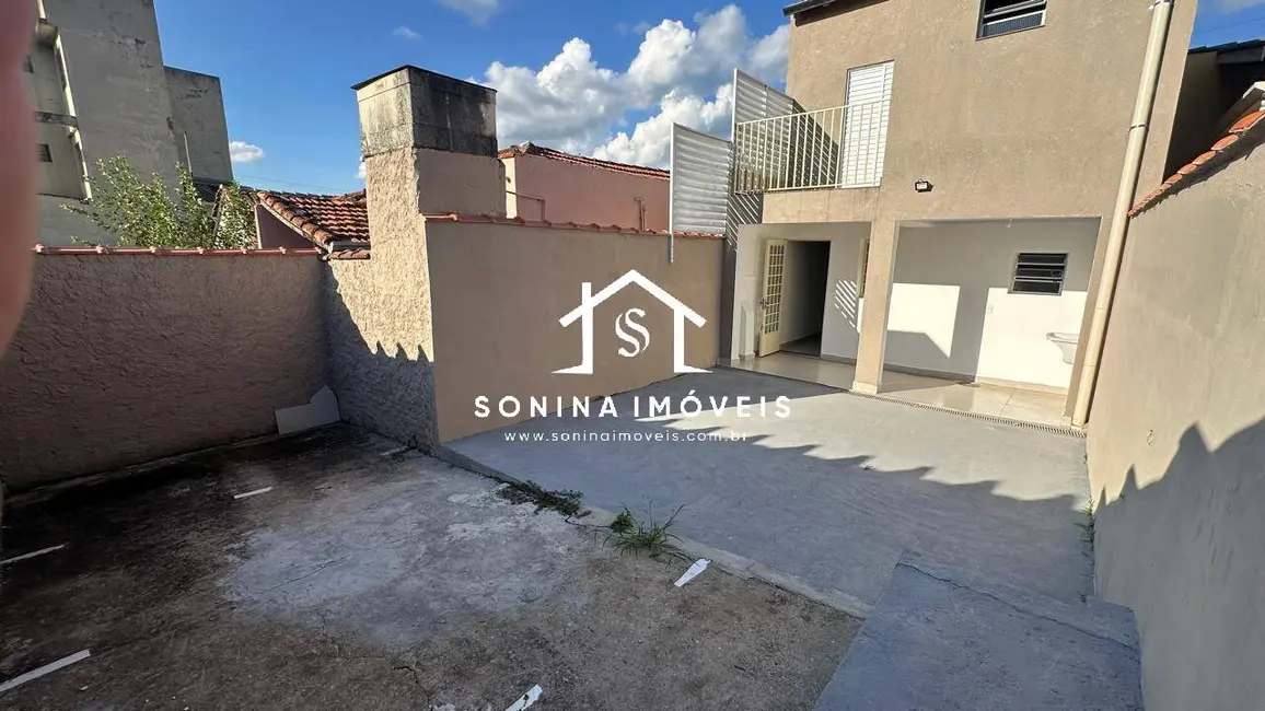 Foto 3 de Casa com 2 quartos para alugar, 160m2 em Centro, Atibaia - SP