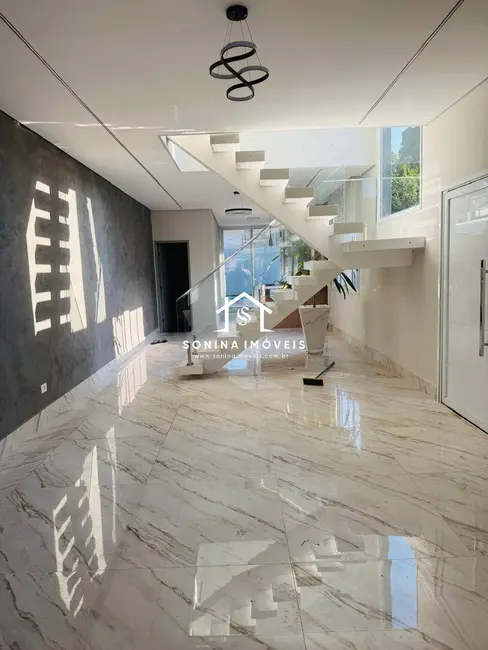 Foto 5 de Casa com 3 quartos à venda, 180m2 em Jardim dos Pinheiros, Atibaia - SP