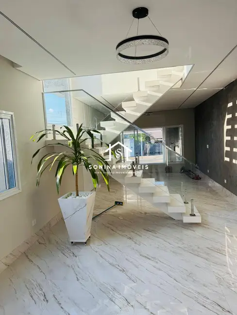 Foto 7 de Casa com 3 quartos à venda, 180m2 em Jardim dos Pinheiros, Atibaia - SP