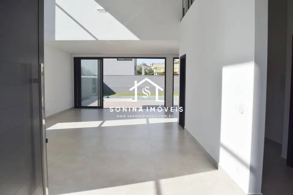 Foto 9 de Casa com 4 quartos à venda, 600m2 em Atibaia - SP