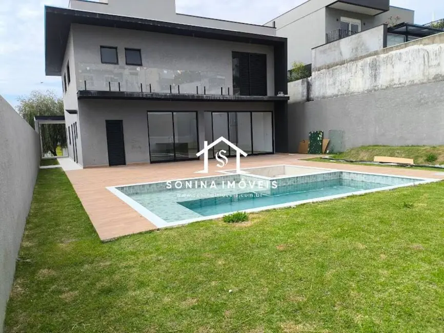 Foto 1 de Casa com 4 quartos à venda, 600m2 em Atibaia - SP