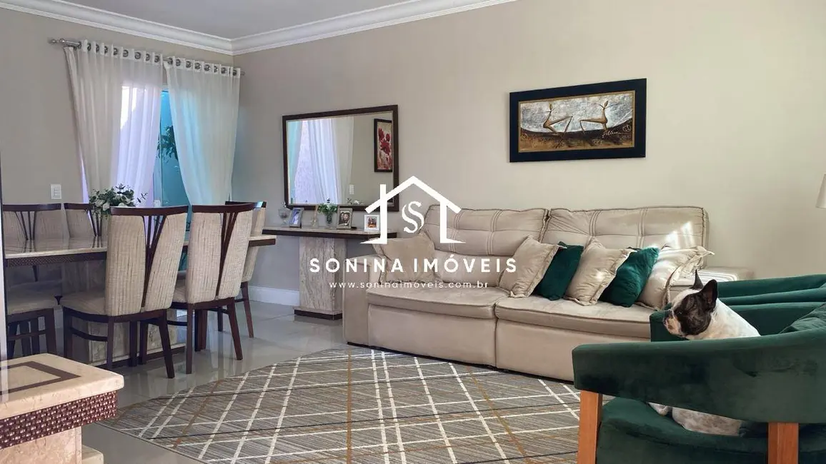 Foto 4 de Casa com 3 quartos à venda, 580m2 em Atibaia - SP