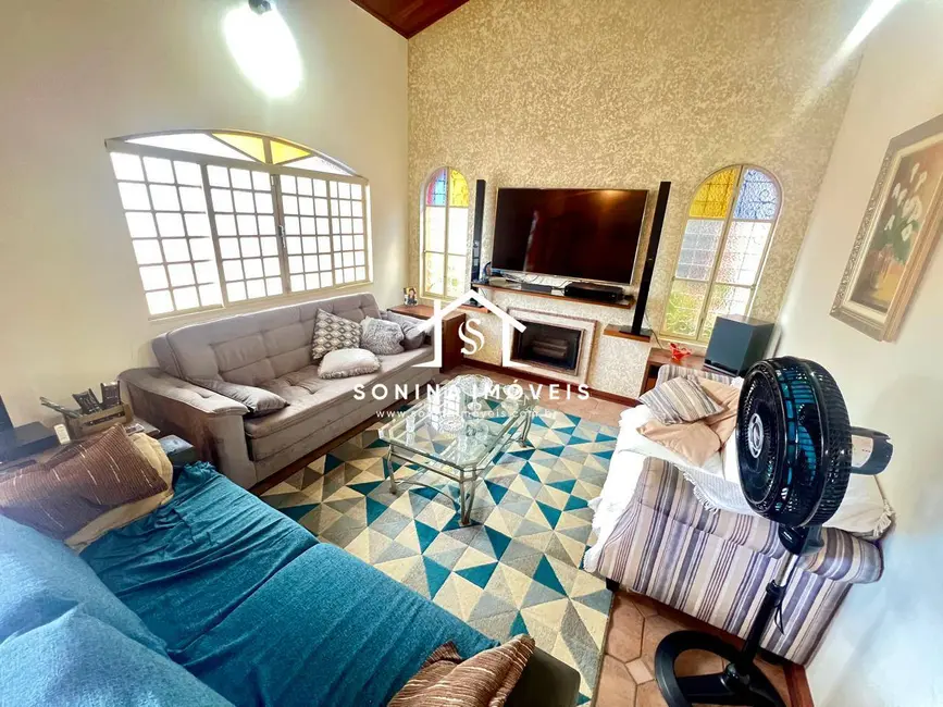 Foto 6 de Casa com 4 quartos à venda, 770m2 em Jardim dos Pinheiros, Atibaia - SP