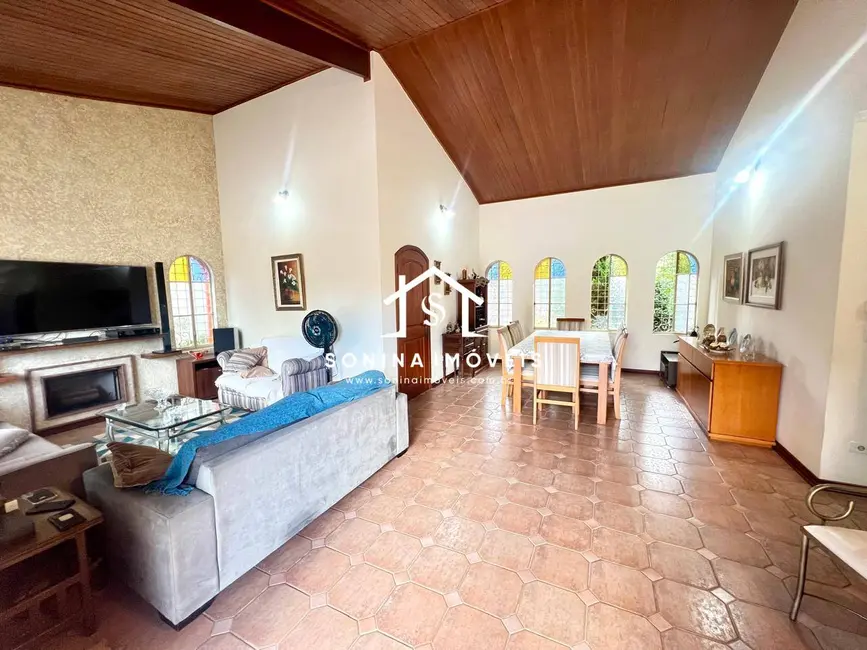 Foto 4 de Casa com 4 quartos à venda, 770m2 em Jardim dos Pinheiros, Atibaia - SP