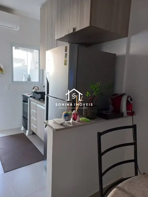 Foto 8 de Casa com 2 quartos à venda, 363m2 em Atibaia - SP